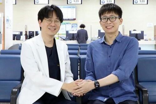 Người đàn ông bị sét đánh ngừng tim 40 phút sống sót kỳ diệu