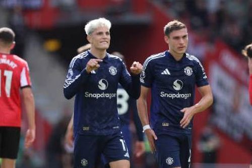 Vòng 4 Ngoại hạng Anh 2024-2025: MU thắng dễ, Liverpool thua sốc trên sân nhà Anfield
