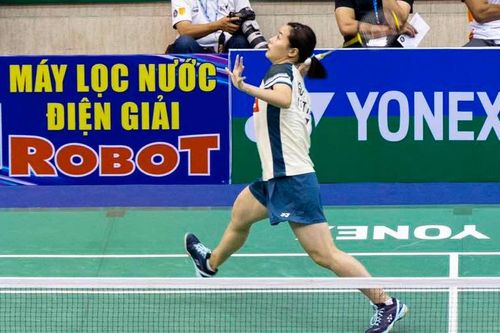 Thùy Linh nói gì khi áp sát kỷ lục của Tiến Minh, nhận 'mưa tiền thưởng' sau hat-trick vô địch Vietnam Open?
