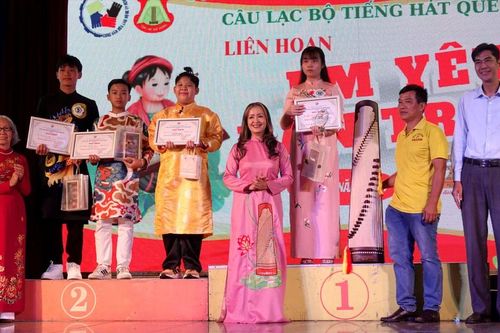 Trao giải Liên hoan 'Em yêu đàn tranh' lần thứ 4 năm 2024