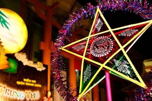 Tản văn: Trung Thu của Bống