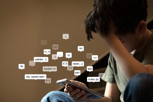 Bạo lực mạng với thanh thiếu niên: Không phải là 'trò đùa'