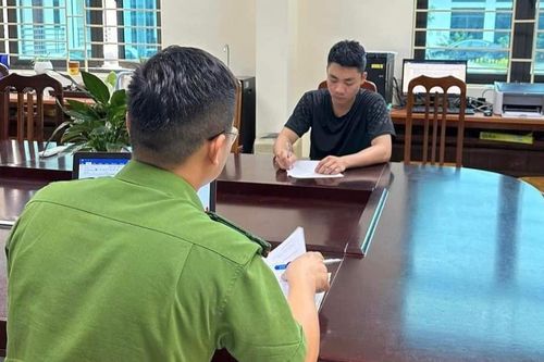 Bắt thanh niên đâm xe khiến thiếu tá công an gãy cổ chân