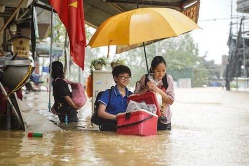 Lũ rút rất chậm, ngập lụt thêm nhiều ngày ở 8 tỉnh miền Bắc