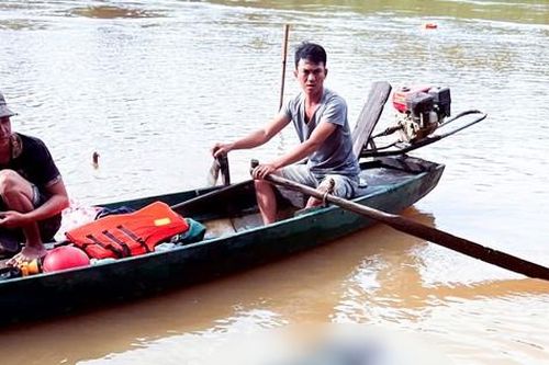 Lật xuồng trên sông Đồng Nai, 3 người thương vong