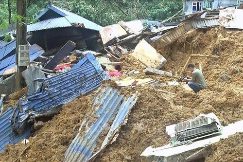 79 năm TTXVN: Phóng viên thường trú trong cuộc chiến với bão số 3