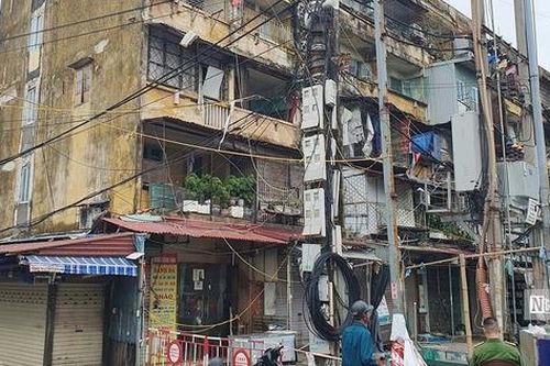 Hải Phòng: Đưa ra hạn cuối di chuyển tài sản khỏi 2 chung cư bị nghiêng do bão