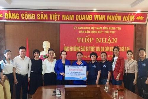 Hội LHPN kết nối tặng hàng nghìn suất quà cho người dân bị ảnh hưởng của bão số 3