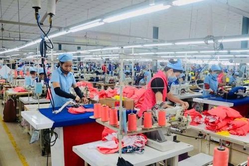 Doanh nghiệp công nghiệp nỗ lực phục hồi sản xuất sau bão