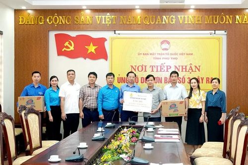 Tập đoàn Hóa chất Việt Nam: Thăm hỏi, chia sẻ khó khăn với người dân, các doanh nghiệp thành viên sau bão