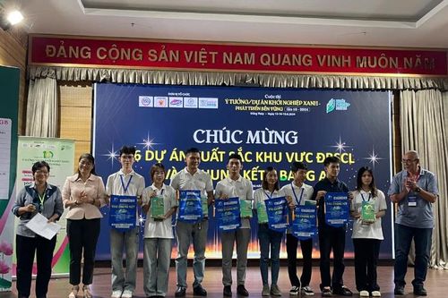 Trao Chứng nhận cho 13 ý tưởng, dự án lọt vào Vòng Chung kết Cuộc thi Ý tưởng, Dự án khởi nghiệp xanh - Phát triển bền vững