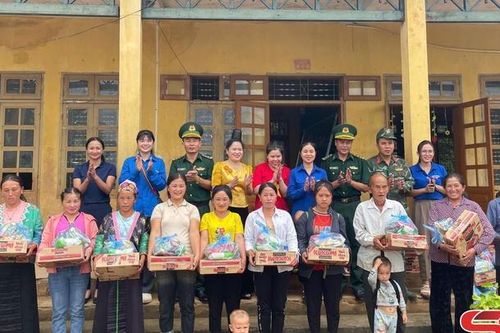 Chương trình thiện nguyện tại điểm trường Pá Khoang