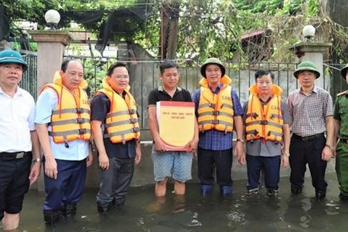 Lực lượng Công an, Quân đội và nhân dân phối hợp tốt trong phòng chống bão, lũ