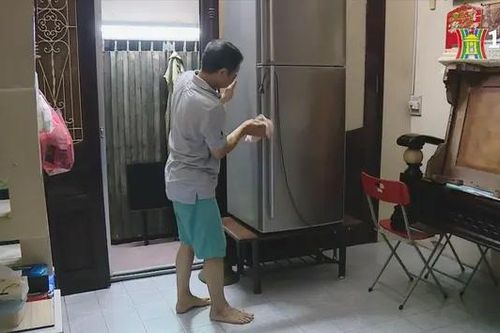 Người dân quận Hoàn Kiếm ổn định lại cuộc sống sau lũ