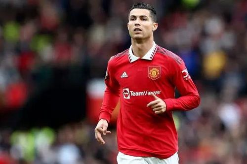 Cristiano Ronaldo lập kỷ lục 1 tỷ người theo dõi