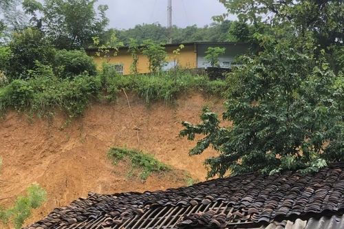 Trường học vùng thiên tai Bảo Lâm, Bảo Lạc thiệt hại nhiều về cơ sở vật chất