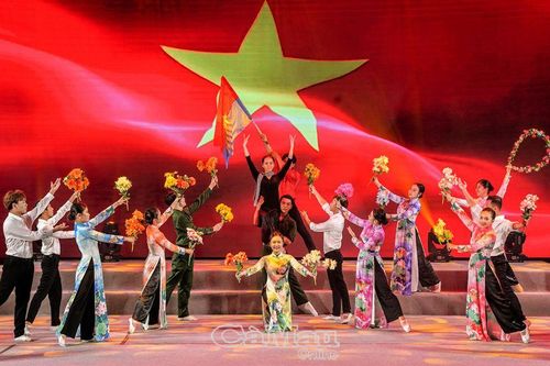Những bài múa độc lập đầy cảm xúc