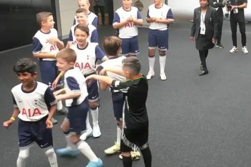 Hình ảnh gây sốt trận Tottenham - Arsenal