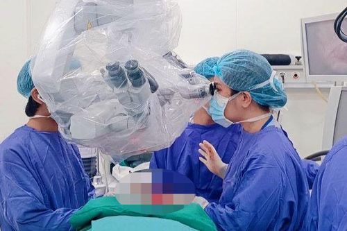 Loại trừ ung thư bờ lưỡi nguy hiểm bằng phương pháp vi phẫu