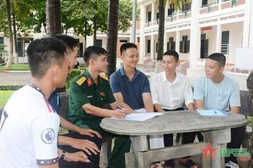 Tâm nguyện cống hiến của chàng thủ khoa Trường Sĩ quan Lục quân 2