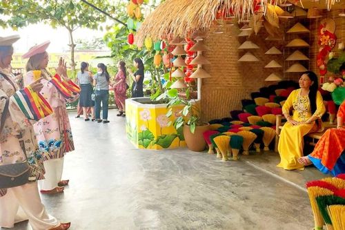Mặc đẹp thôi chưa đủ