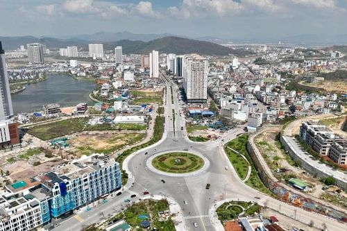 'Hồi sinh' nhanh chóng sau siêu bão Yagi, Hạ Long trở lại với diện mạo tươi sáng và đổi mới