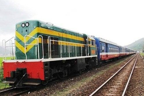 Thông tuyến đường sắt Hà Nội - Lào Cai nhưng chưa đón khách lên Lào Cai - Sa Pa