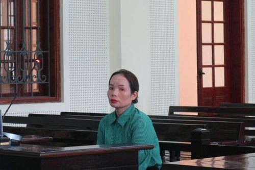 Câu kết đưa người trốn đi nước ngoài, thiếu phụ vào tù, người đàn ông tháo chạy