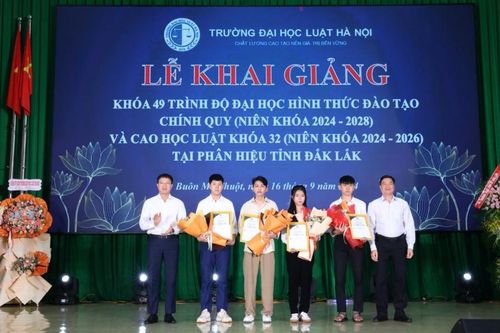 Phân hiệu Trường Đại học Luật Hà Nội tại tỉnh Đắk Lắk khai giảng Khóa 49 trình độ đại học và Cao học luật Khóa 32