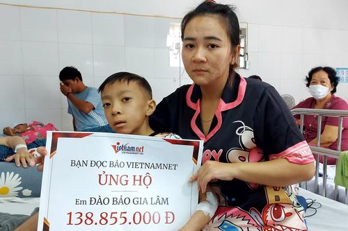 Trao gần 140 triệu đồng đến bé Gia Lâm ở An Giang