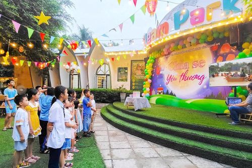 Trung thu chia sẻ yêu thương