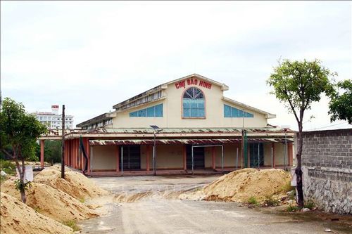 Bất cập chợ 5,7 tỷ đồng xây xong rồi bỏ hoang
