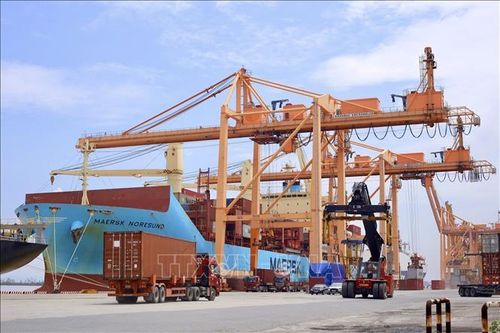 Doanh nghiệp các khu công nghiệp dồn lực, nhanh chóng phục hồi sản xuất sau bão