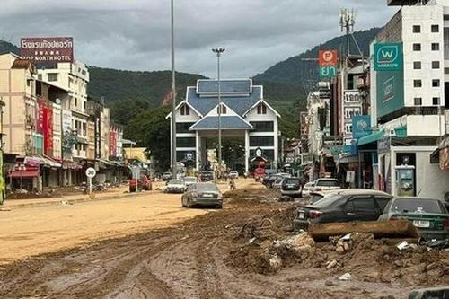 Lũ lụt và sạt lở ở Thái Lan khiến 16 người thiệt mạng, hàng trăm người bị thương
