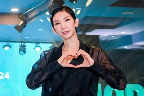 Siêu mẫu Xuân Lan ủng hộ 'thiện nguyện từ tâm, không làm màu'