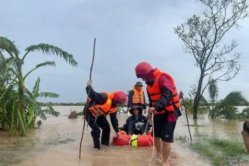 Hải Dương: Mực nước lũ có xu thế tiếp tục xuống, các hộ dân sơ tán về nơi ở cũ