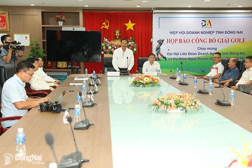 Giải Golf chào mừng Đại hội Liên đoàn doanh nghiệp Đồng Nai, 20 năm Ngày Doanh nhân Việt Nam diễn ra vào ngày 11-10