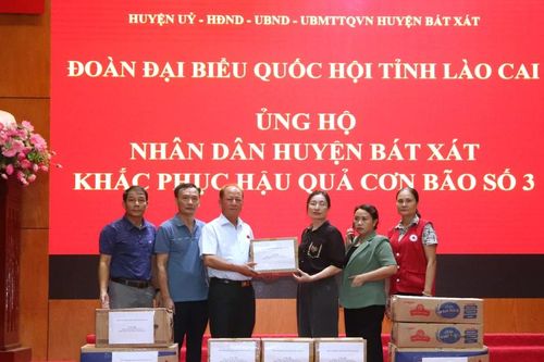 Nhiều cơ quan, đơn vị, tổ chức tiếp tục hướng về đồng bào bị thiên tai