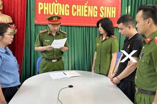 Mạo danh làm cán bộ trại giam để lừa người nhà phạm nhân