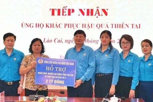 Tổng Liên đoàn Lao động Việt Nam động viên người lao động khắc phục hậu quả sau bão số 3
