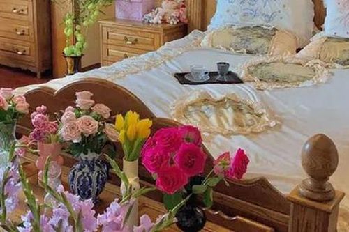8 loại hoa đẹp nhưng cần loại ngay ra khỏi phòng ngủ