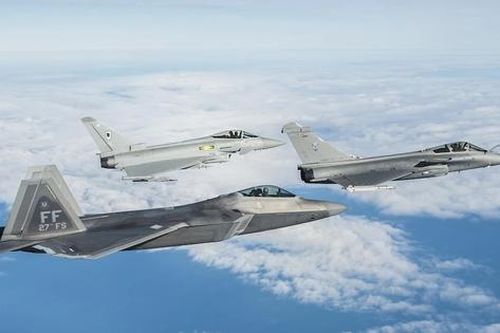 Rafale của Pháp vượt mặt F-22 Raptor: Sự thật đằng sau trận không chiến