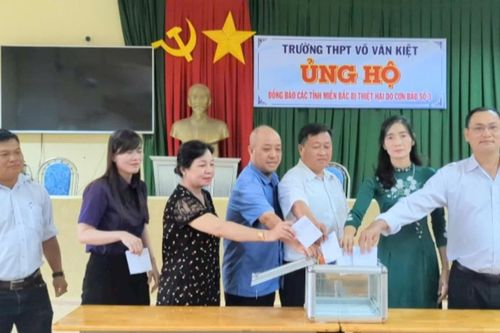Bạc Liêu chung tay ủng hộ đồng bào vùng lũ
