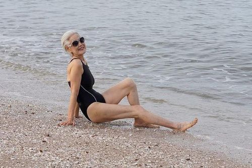 Thí sinh 81 tuổi gây sốc ở Hoa hậu Hoàn vũ Hàn Quốc