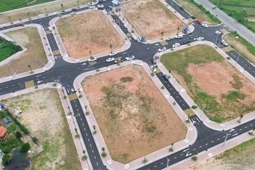 Đấu giá 13 thửa đất tại huyện Phúc Thọ, giá trúng cao nhất 75 triệu đồng/m2