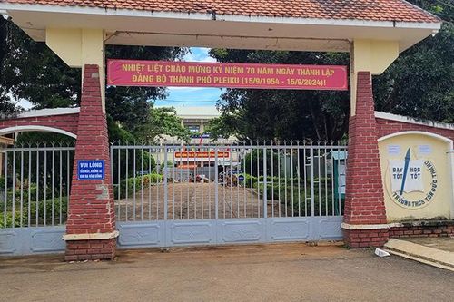 Đề nghị tạm đình chỉ hoạt động cơ sở nghi ngờ gây ngộ độc thực phẩm cho học sinh