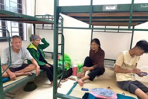 Hơn 23.000 người Hà Nội chưa thể về nhà, 1 huyện có thể ngập sâu 5-7 ngày tới