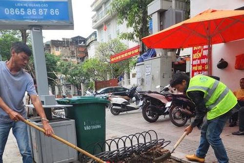 Sau dọn dẹp cây gãy đổ, Hà Nội bắt đầu tái thiết không gian xanh