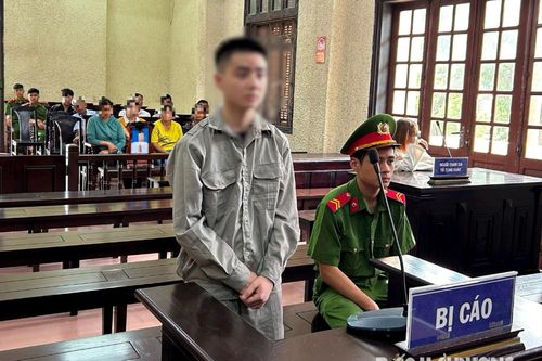 Đâm chết bạn vì bị thách thức sau lúc nhậu
