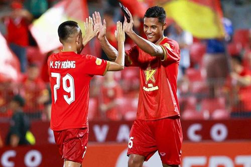 V-League khát cầu thủ Việt kiều giỏi